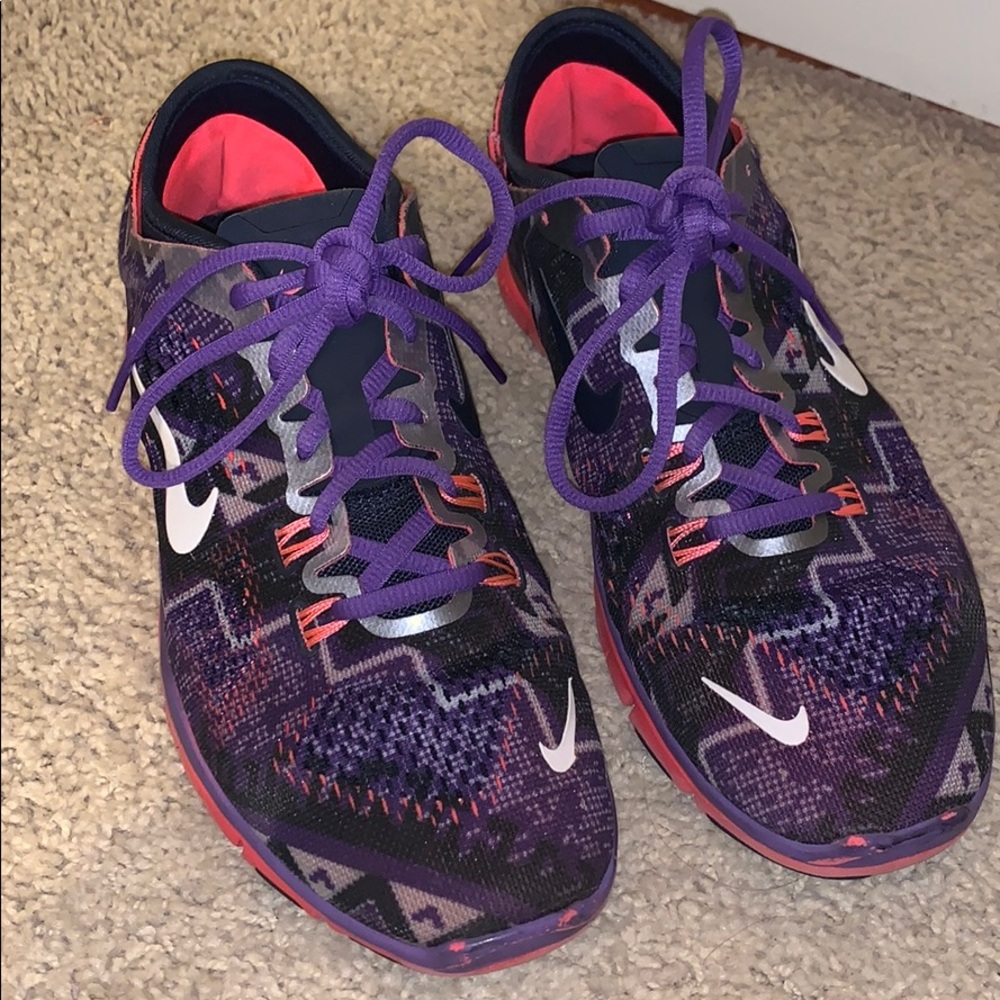 Nike free runs